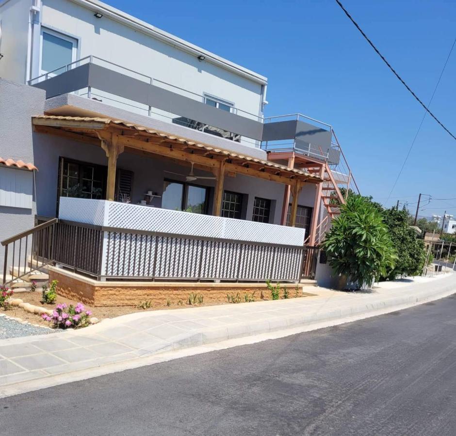 Deluxe Yiota'S Studio ! Χλώρακα Εξωτερικό φωτογραφία